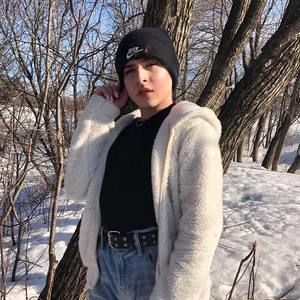 Meet your Posher, Samuelle